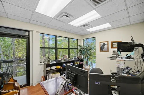 8818 Goodbys Executive Drive Jacksonville FL 32217