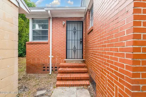 329 Demper Drive Jacksonville FL 32208