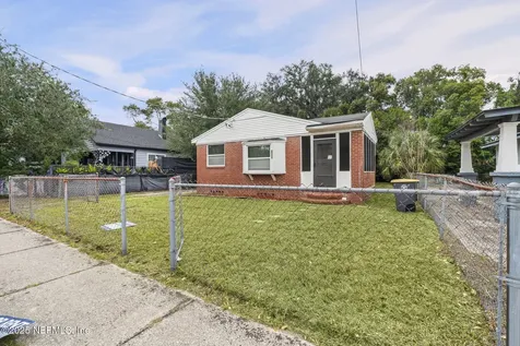 329 Demper Drive Jacksonville FL 32208