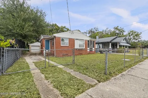 329 Demper Drive Jacksonville FL 32208