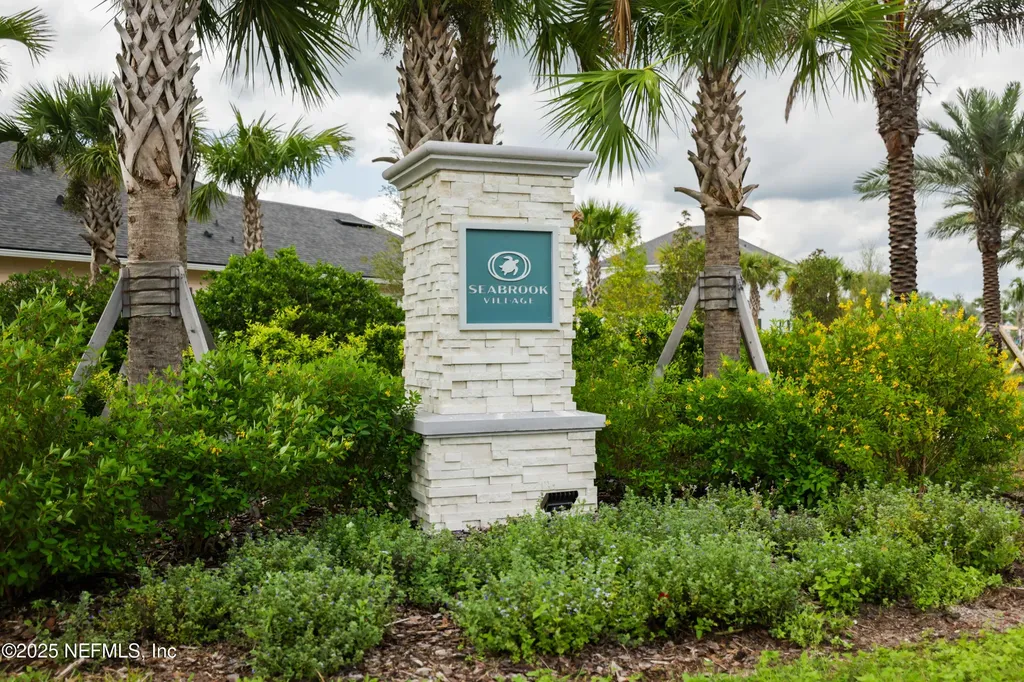 37 Blue Oak Court Ponte Vedra FL 32081