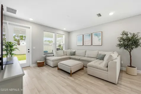 37 Blue Oak Court Ponte Vedra FL 32081