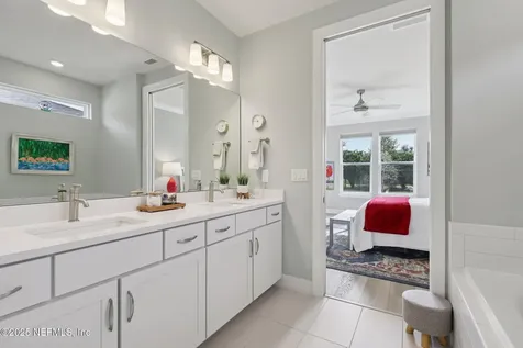 11136 Town View Court Jacksonville FL 32256