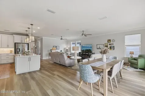 11136 Town View Court Jacksonville FL 32256