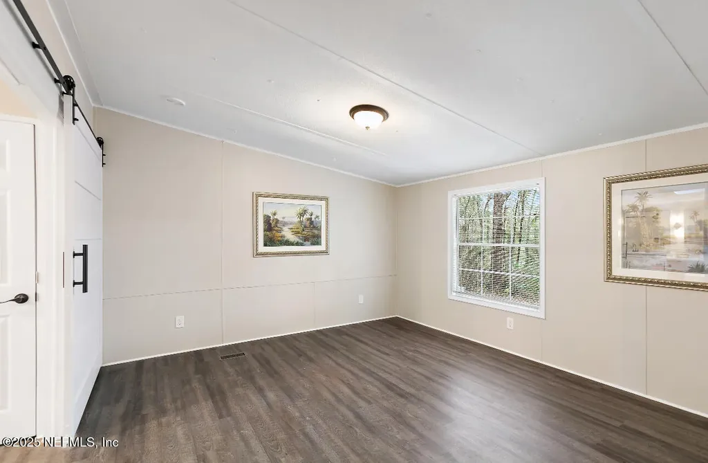66 Panda Avenue Middleburg FL 32068