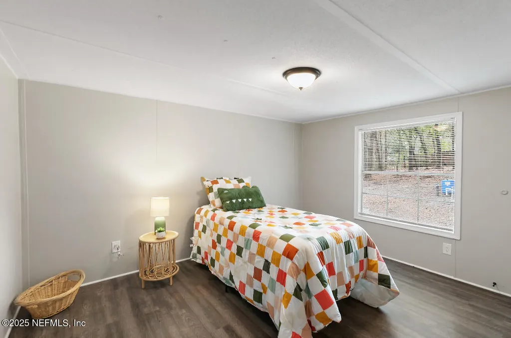66 Panda Avenue Middleburg FL 32068