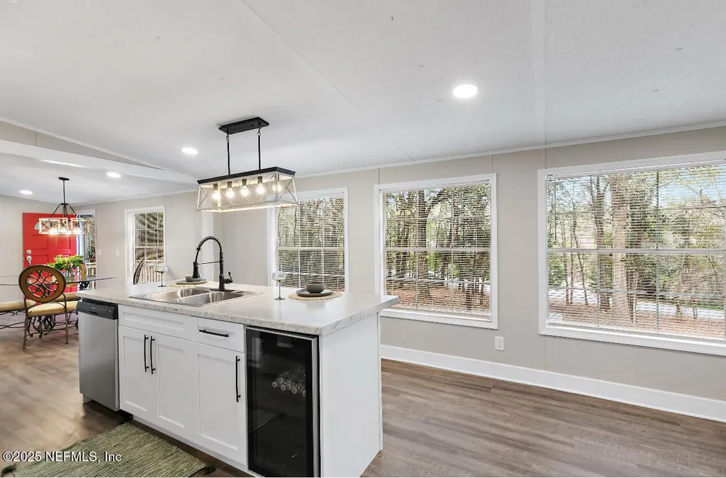 66 Panda Avenue Middleburg FL 32068
