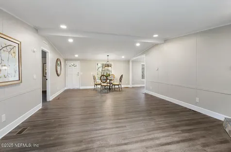 66 Panda Avenue Middleburg FL 32068