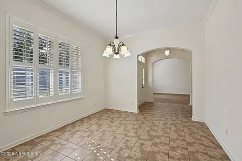 8268 Autumnwind Drive Jacksonville FL 32218