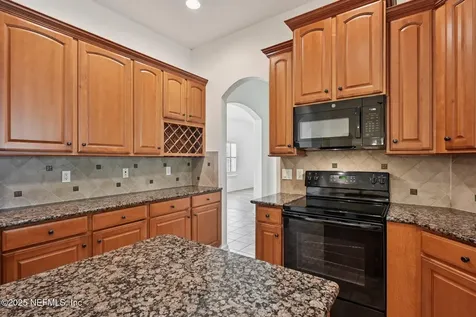 8268 Autumnwind Drive Jacksonville FL 32218