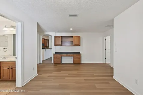 8268 Autumnwind Drive Jacksonville FL 32218