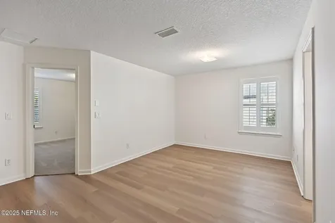 8268 Autumnwind Drive Jacksonville FL 32218