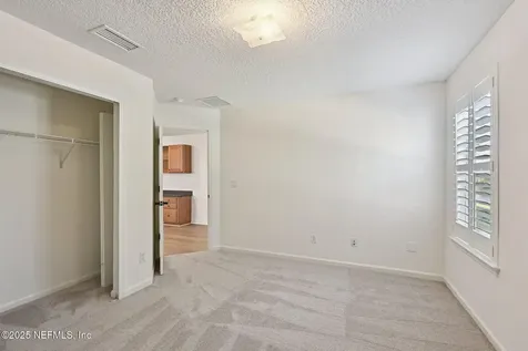 8268 Autumnwind Drive Jacksonville FL 32218