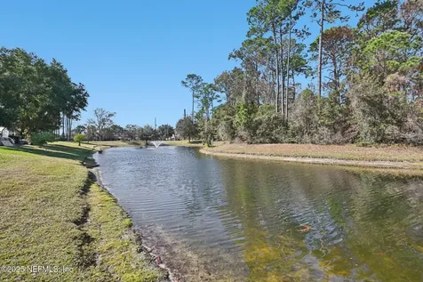 8268 Autumnwind Drive Jacksonville FL 32218