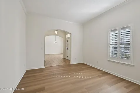8268 Autumnwind Drive Jacksonville FL 32218
