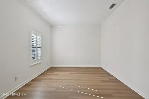 8268 Autumnwind Drive Jacksonville FL 32218