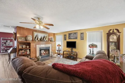 259 S Prospect Street Crescent City FL 32112
