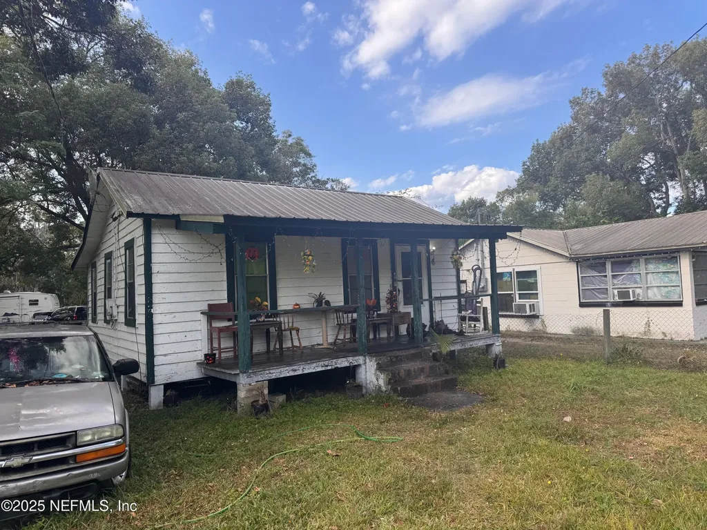 12746 Woodland Avenue Jacksonville FL 32218
