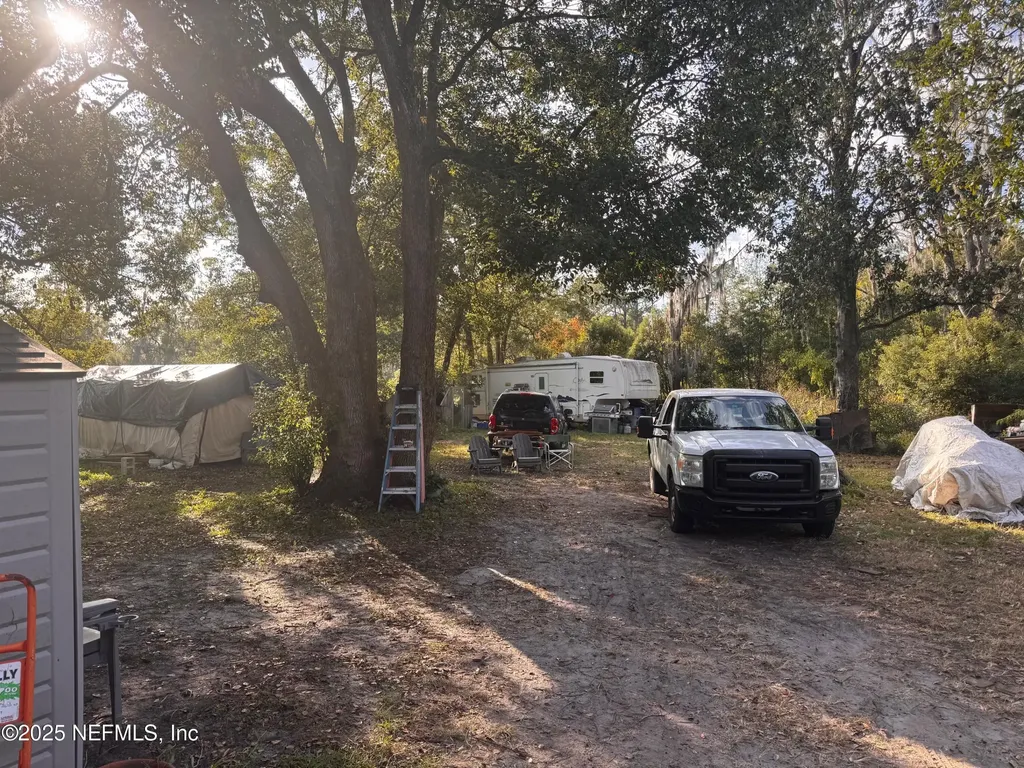 12746 Woodland Avenue Jacksonville FL 32218