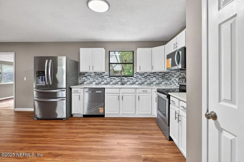 219 N West Street Green Cove Springs FL 32043