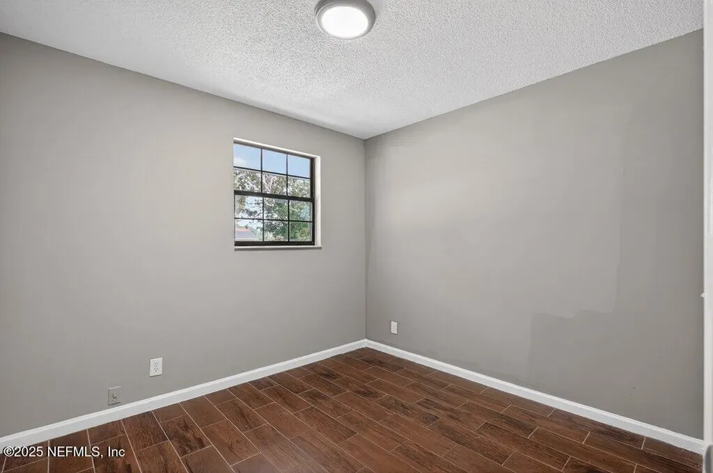 219 N West Street Green Cove Springs FL 32043