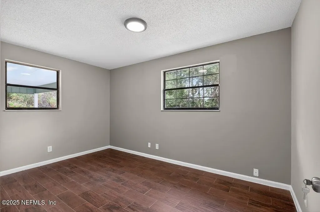 219 N West Street Green Cove Springs FL 32043