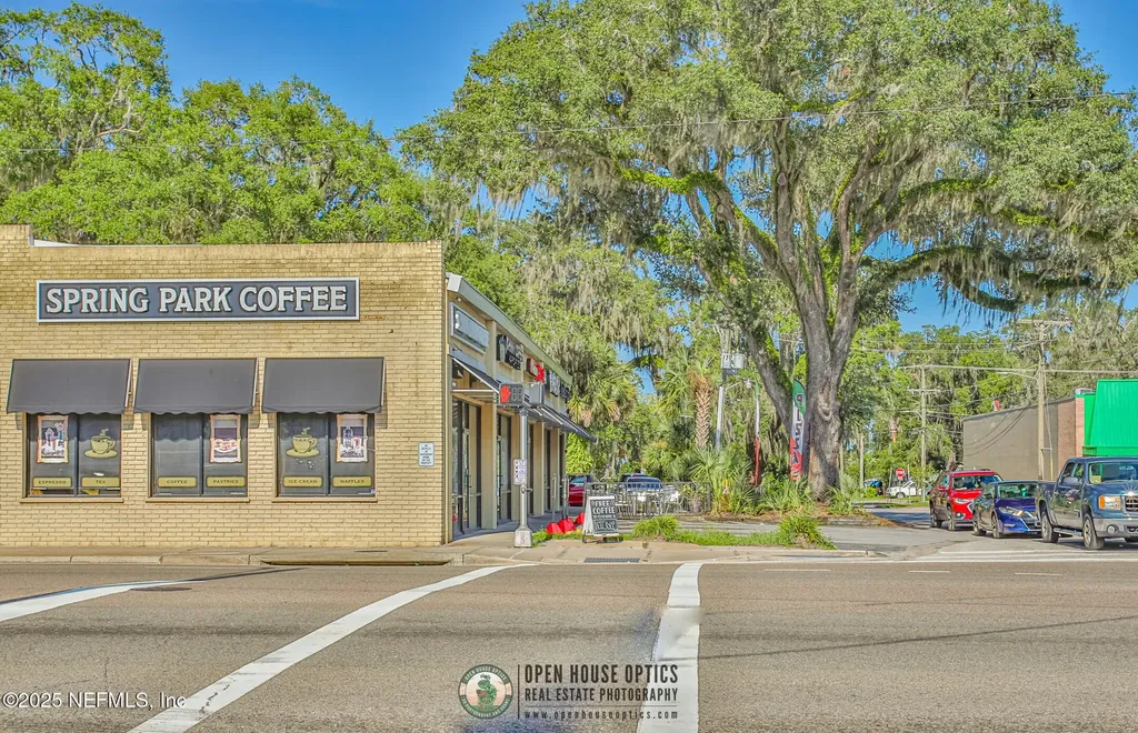 219 N West Street Green Cove Springs FL 32043