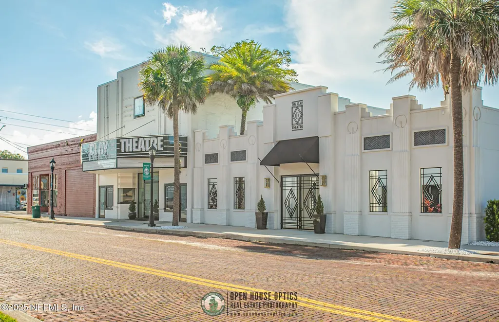 219 N West Street Green Cove Springs FL 32043