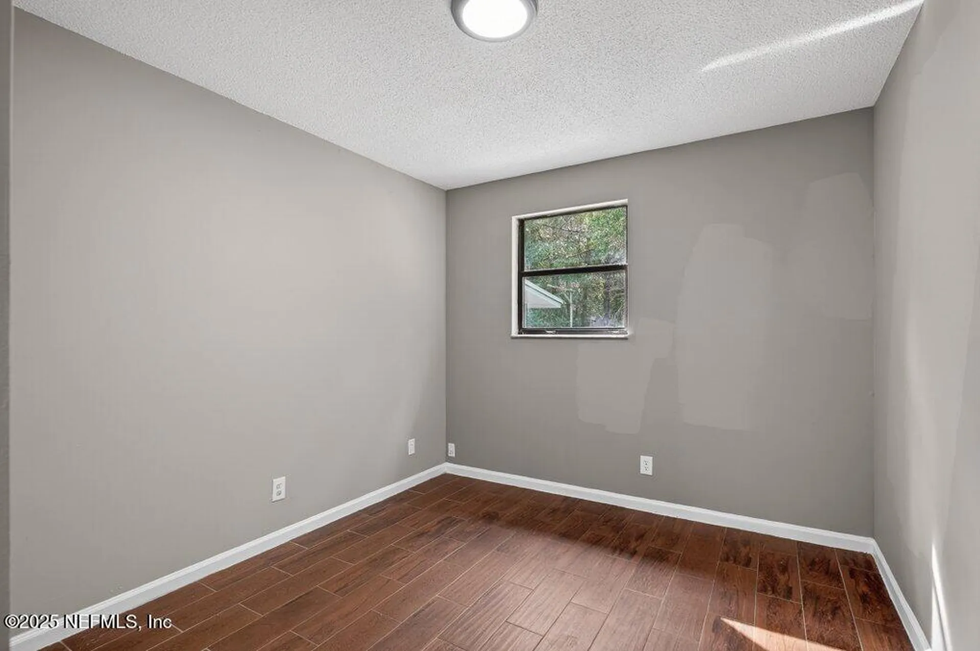 219 N West Street Green Cove Springs FL 32043