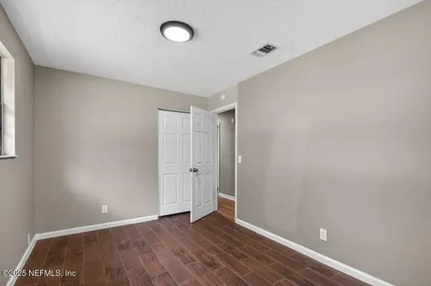 219 N West Street Green Cove Springs FL 32043