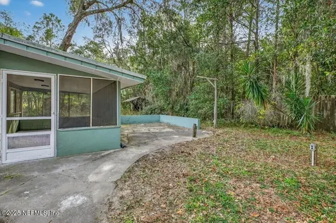219 N West Street Green Cove Springs FL 32043