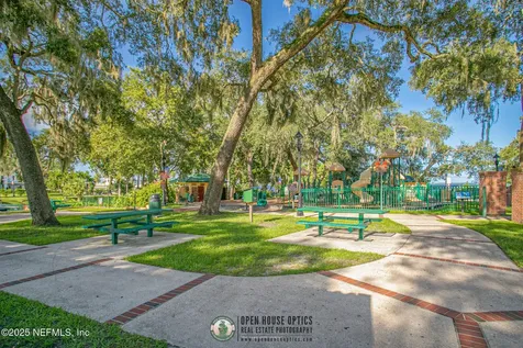 219 N West Street Green Cove Springs FL 32043