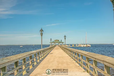 219 N West Street Green Cove Springs FL 32043