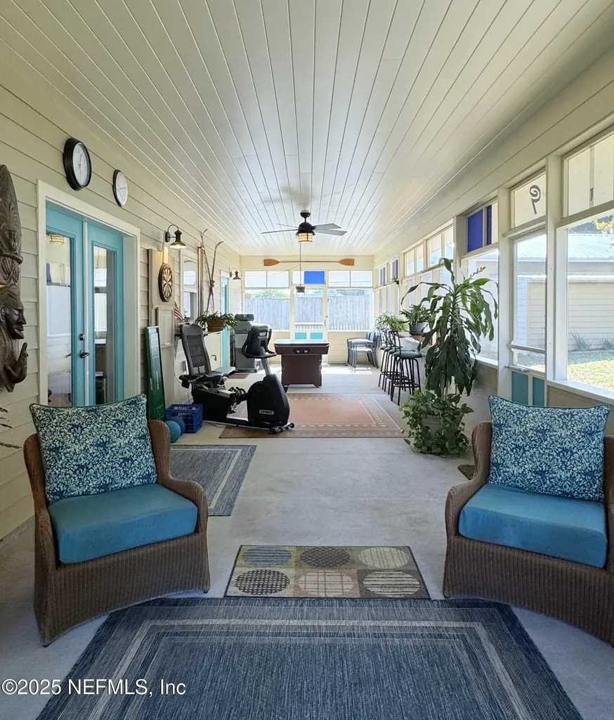 711 N Park Street Crescent City FL 32112