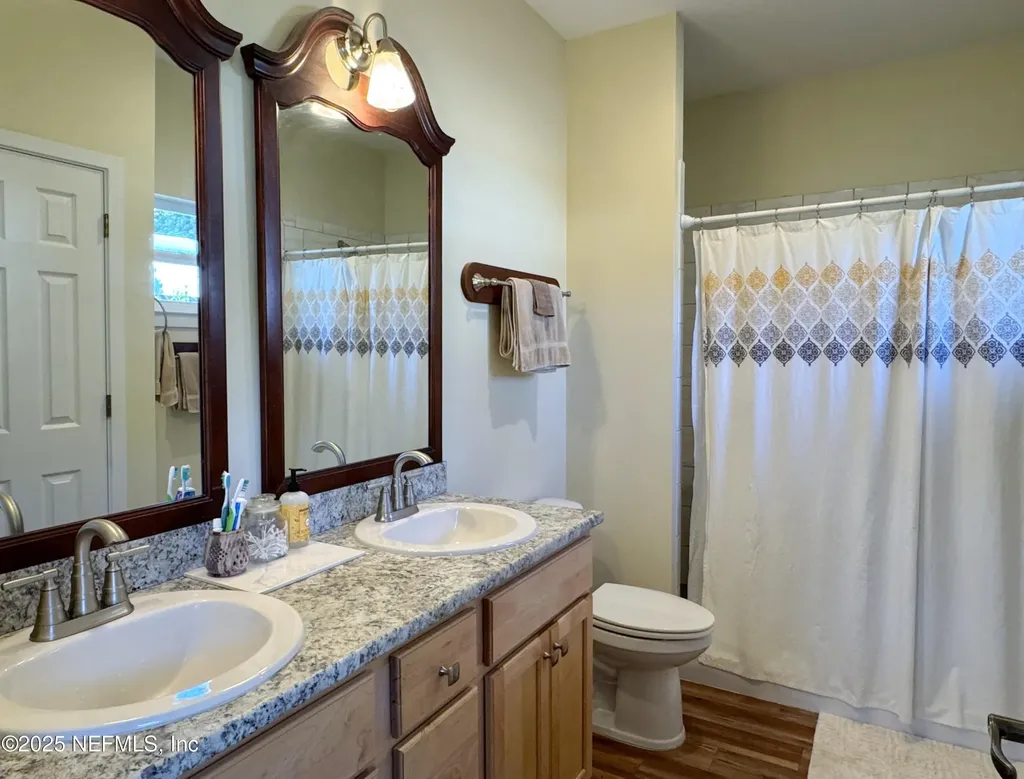 711 N Park Street Crescent City FL 32112