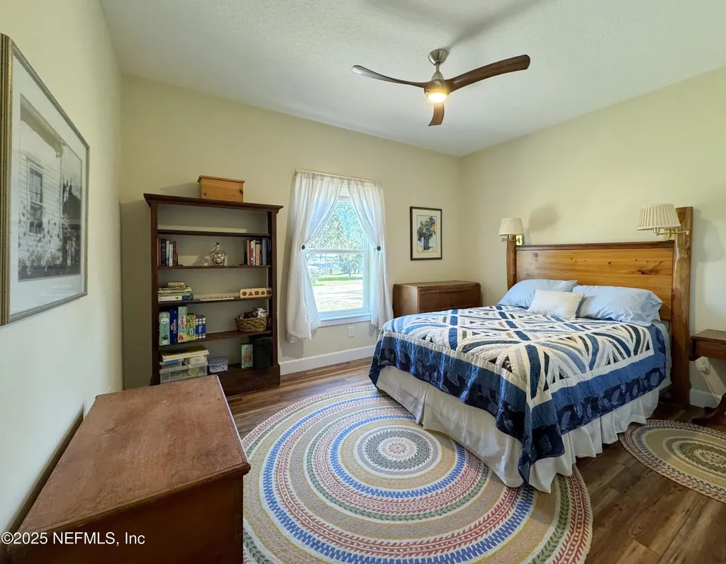 711 N Park Street Crescent City FL 32112