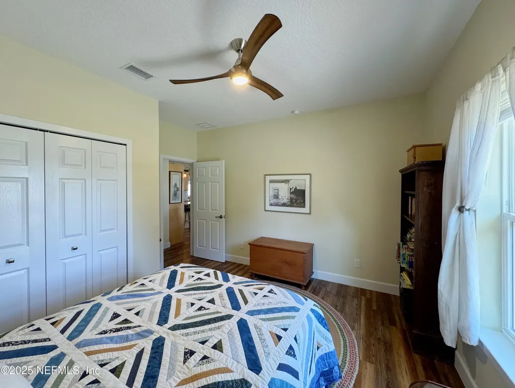 711 N Park Street Crescent City FL 32112