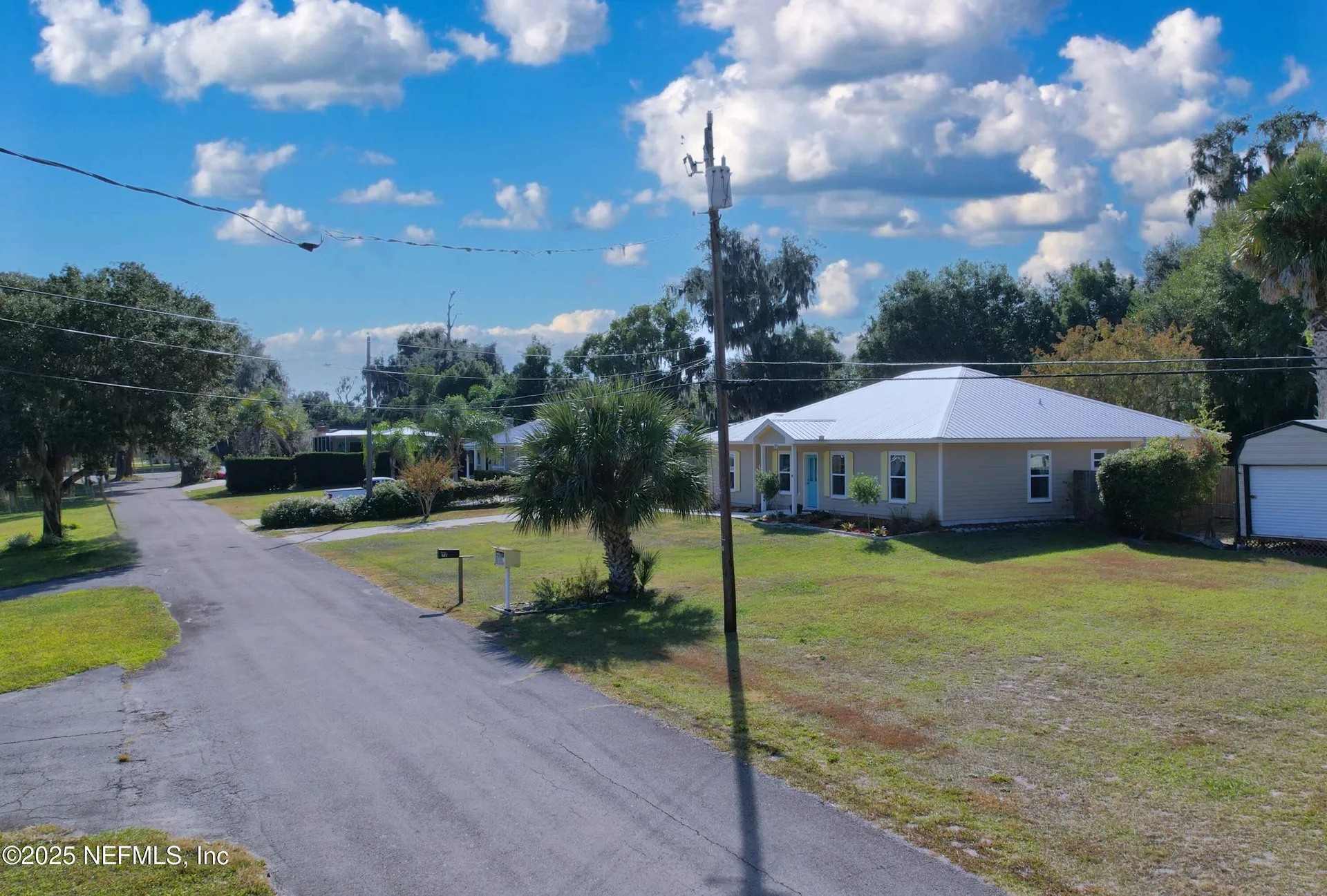 711 N Park Street Crescent City FL 32112