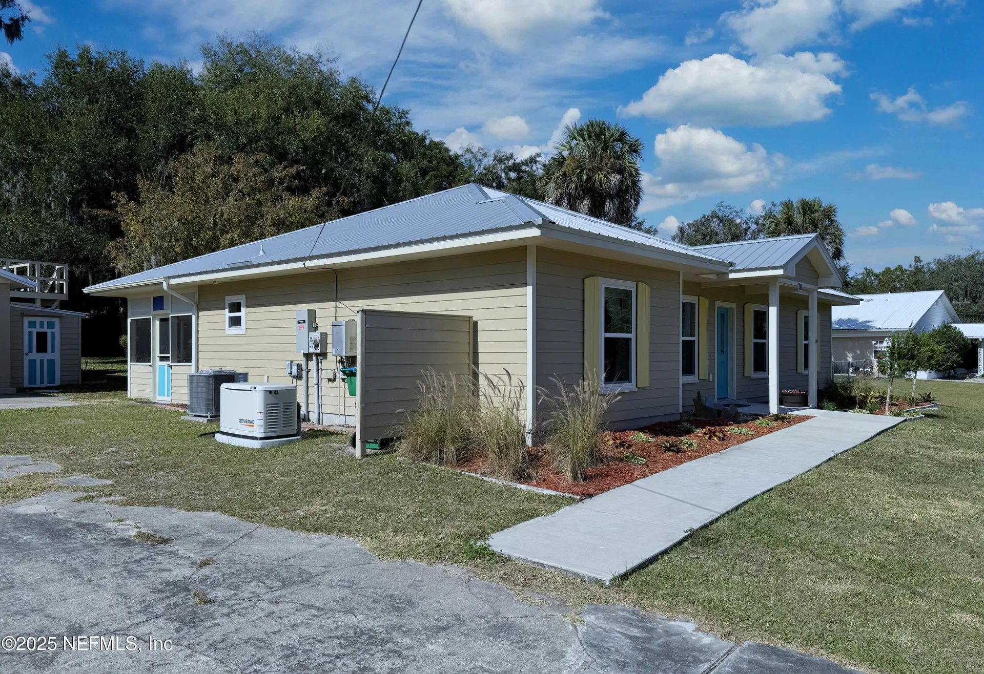 711 N Park Street Crescent City FL 32112