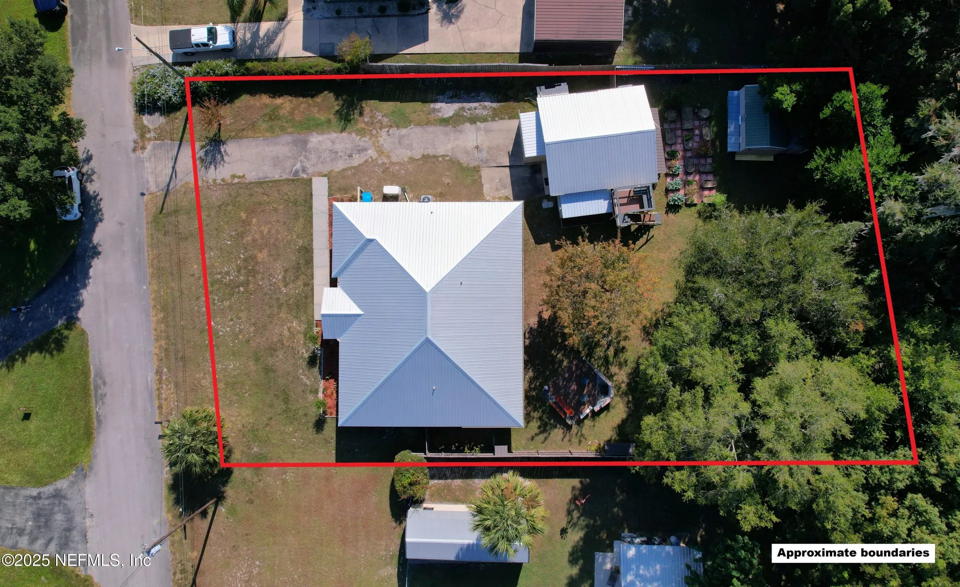 711 N Park Street Crescent City FL 32112