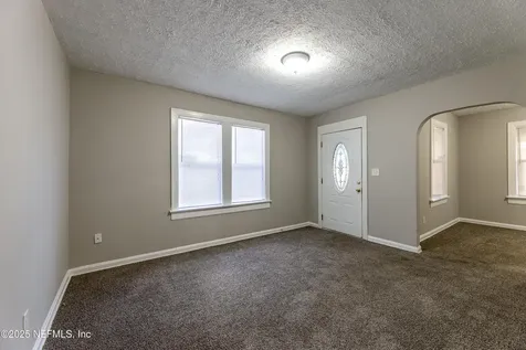 1044 Alderside Street Jacksonville FL 32208