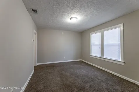 1044 Alderside Street Jacksonville FL 32208