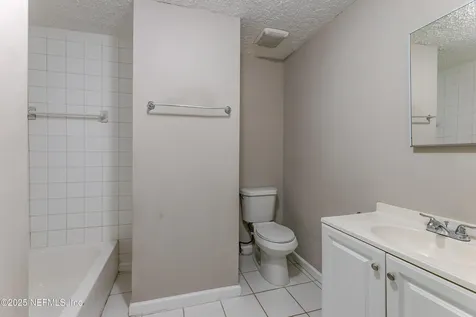 1044 Alderside Street Jacksonville FL 32208