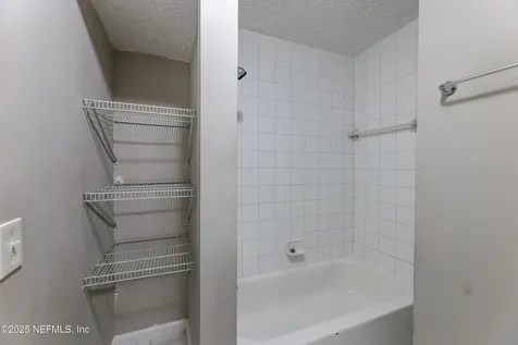 1044 Alderside Street Jacksonville FL 32208