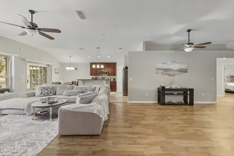 13946 Fish Eagle Drive E Jacksonville FL 32226