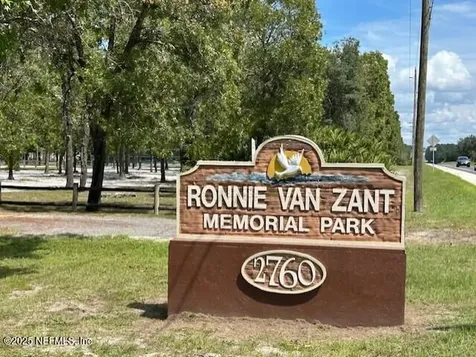 1837 Creekview Drive Green Cove Springs FL 32043