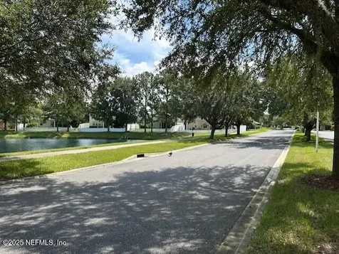 1837 Creekview Drive Green Cove Springs FL 32043