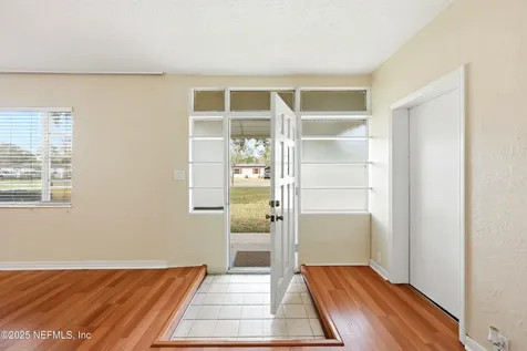 457 Nightingale Road Jacksonville FL 32216