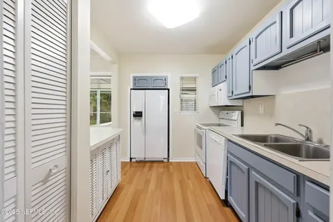 457 Nightingale Road Jacksonville FL 32216