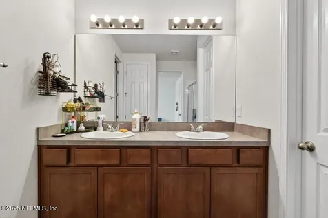 2975 Laurel Springs Drive Green Cove Springs FL 32043